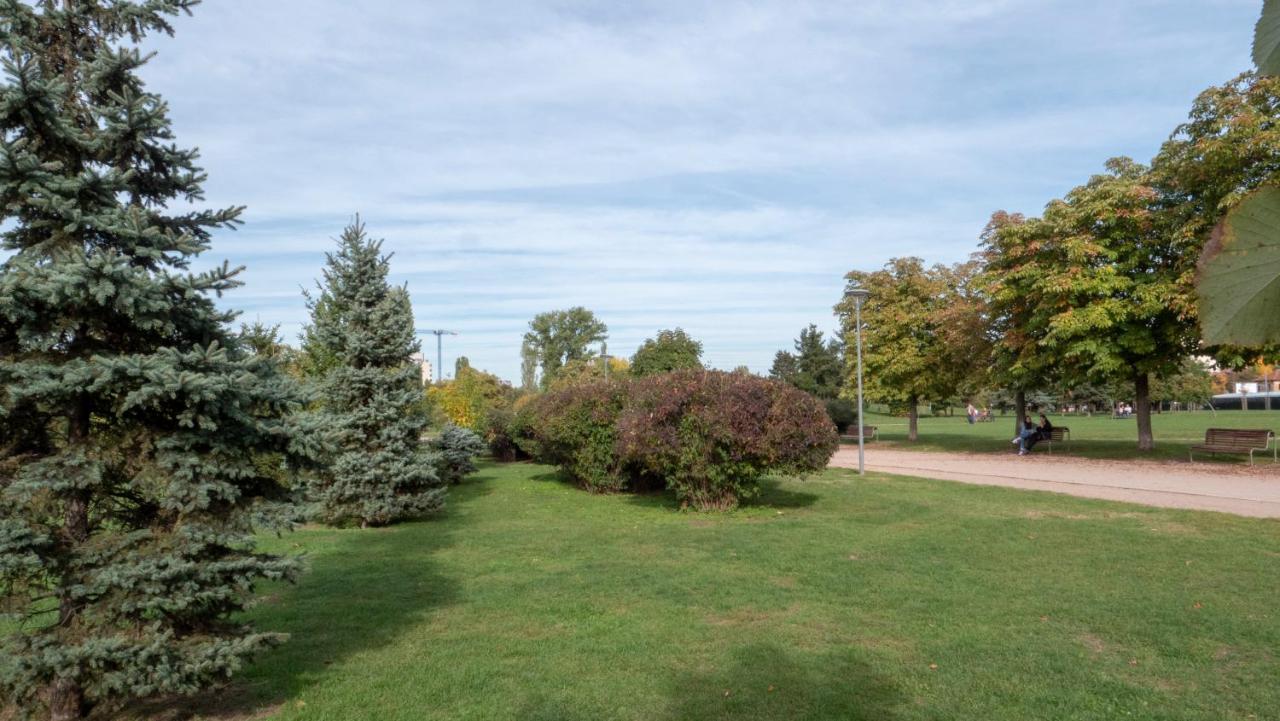 Луксозно Студио One Place In Sofia A1 - Лозенец Exterior photo